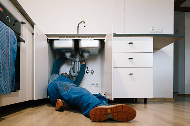 Professional Leak Detection technician working in Breezy Point, MN